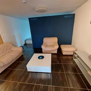 Lovely With Private Patio And Private Entrance In Luxembourg 60m2 , Saeul Luxemburg