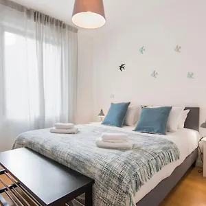 Lovelystay - Family-friendly Downtown Lissabon