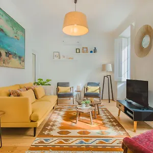 Apartment Graca Trendy Flat, Lisbon